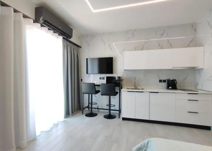 Frederica Luxury